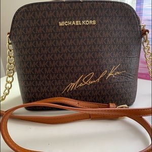 Women’s Micheal Kors Crossbody